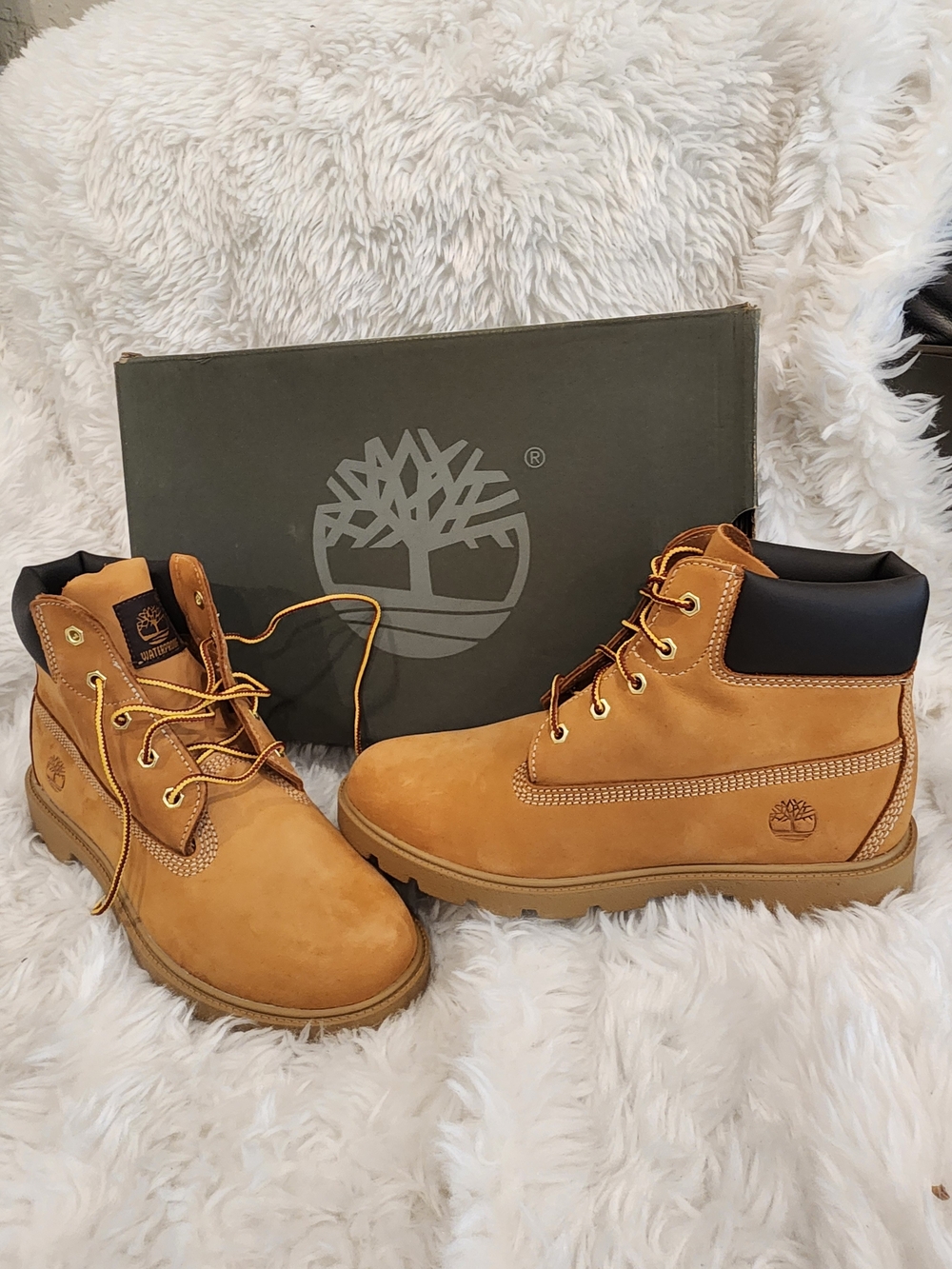 Timberland Men's Wheat Nubuck 6-Inch Work Boots